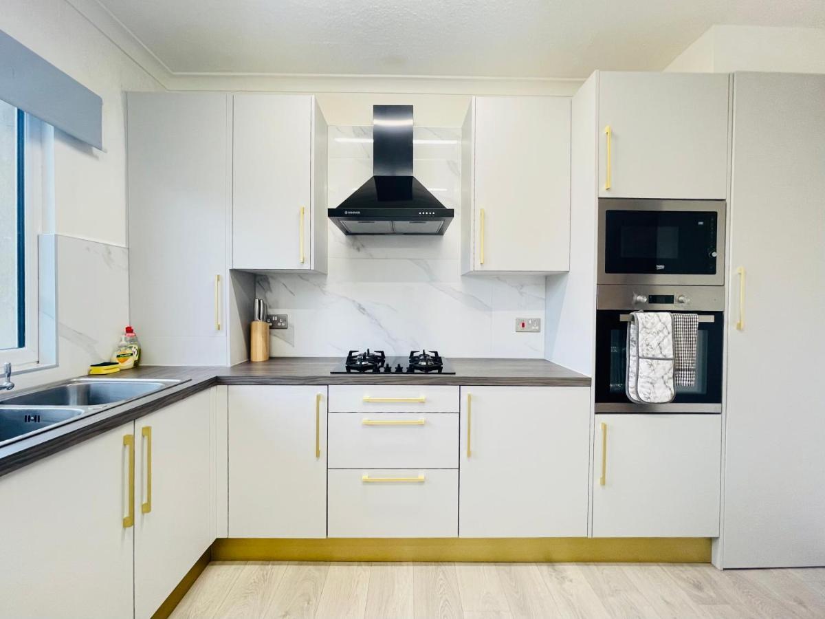 Cardonald Central Glasgow Bagian luar foto